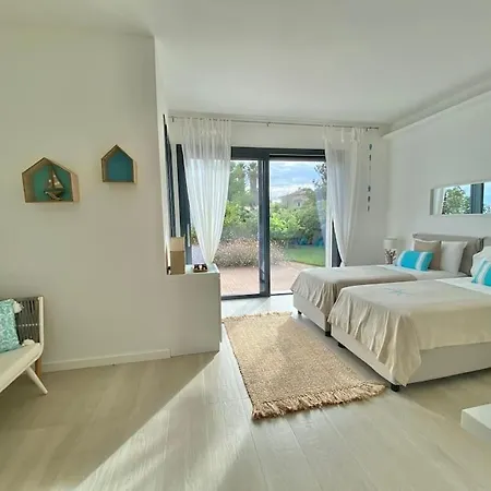 Fenandgi Luxury Hospitality At Its Finest ! *