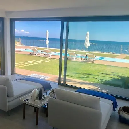 Fenandgi Luxury Hospitality At Its Finest !