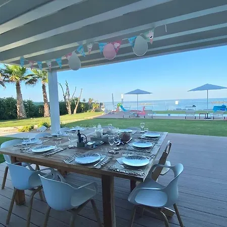 Guest house Fenandgi Luxury Hospitality At Its Finest ! *