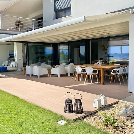 Fenandgi Luxury Hospitality At Its Finest ! *