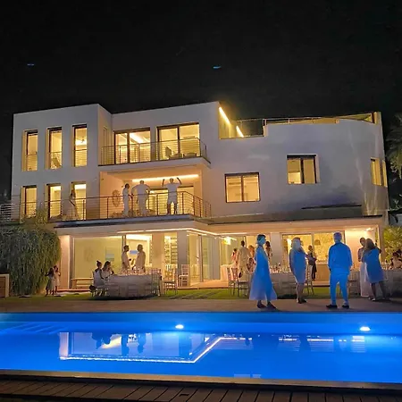 Fenandgi Luxury Hospitality At Its Finest ! Guest house Porto Columbu - Perd'E Sali